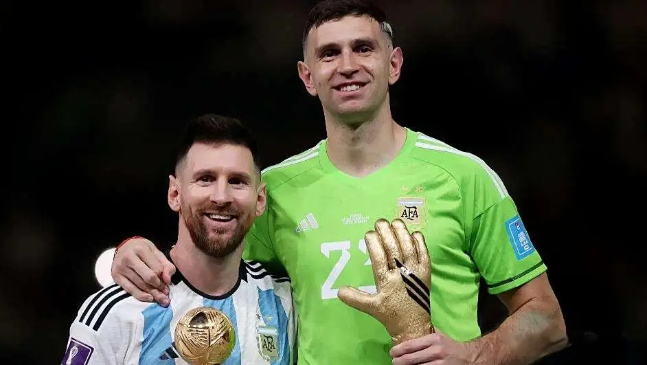 不仅让阿莫, https, src