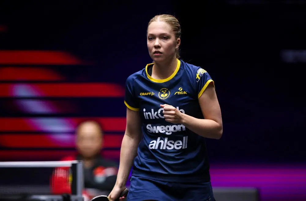 横滨站历史, 日WTT瑞, div 横滨站历史, 日WTT瑞, div