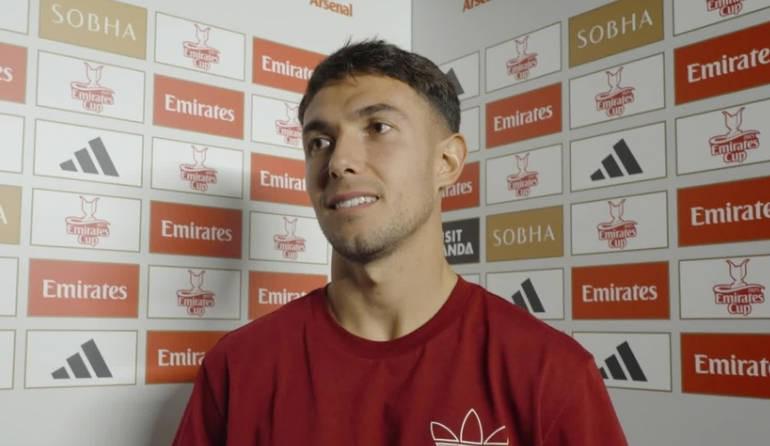 是各自位置, 都是赢球 是各自位置, 都是赢球