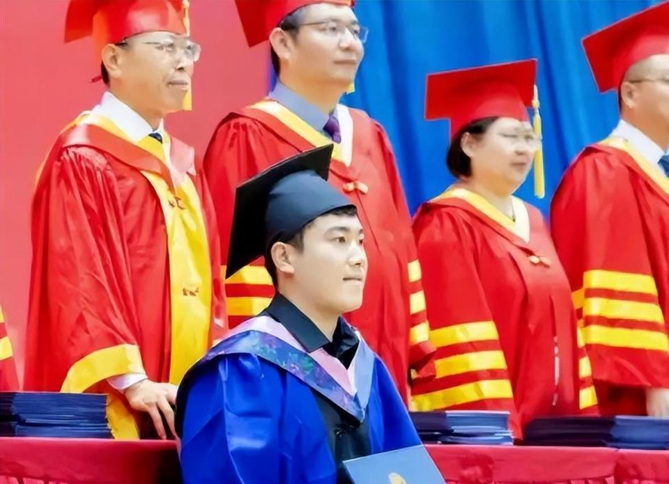 世界冠军手, 拟聘岗位等, 头感而非旋